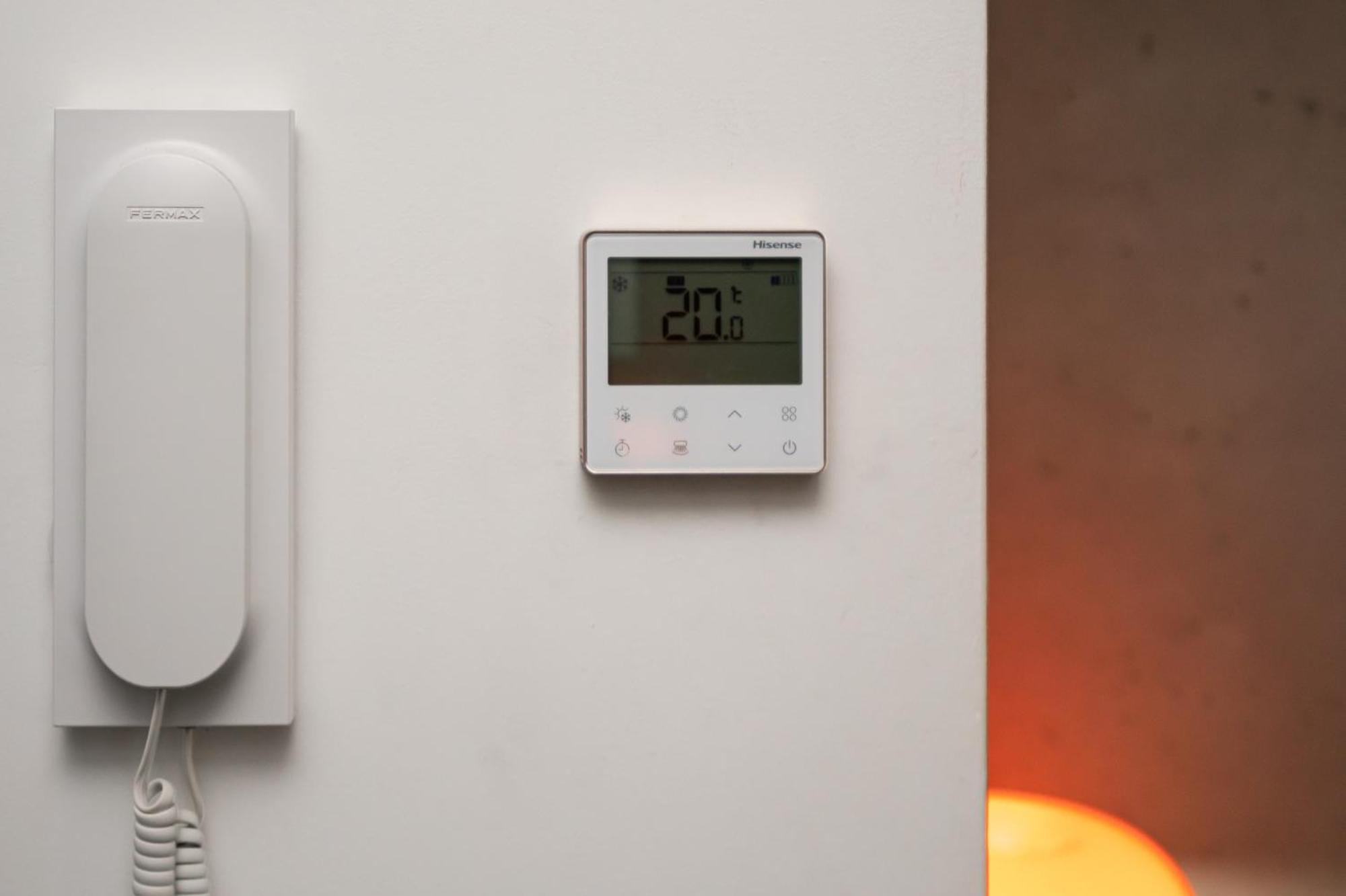 Apartments Wroc'Love By Me &301 Legnicka & Self Check-In 24H & Lift & Air Conditioning 弗罗茨瓦夫 外观 照片